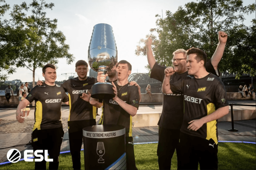 2021 — Natus Vincere